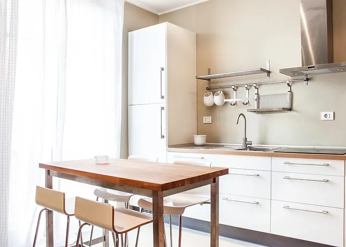 Apartamento Delightful A Few Steps From Port Como